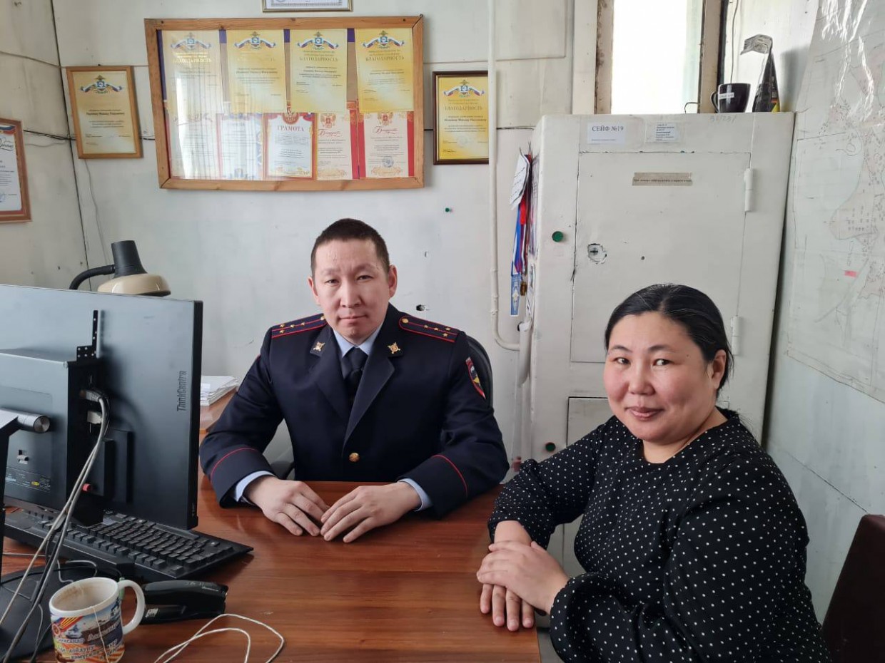 Жительница Якутии поблагодарила полицейских за оперативное раскрытие дистанционного мошенничества