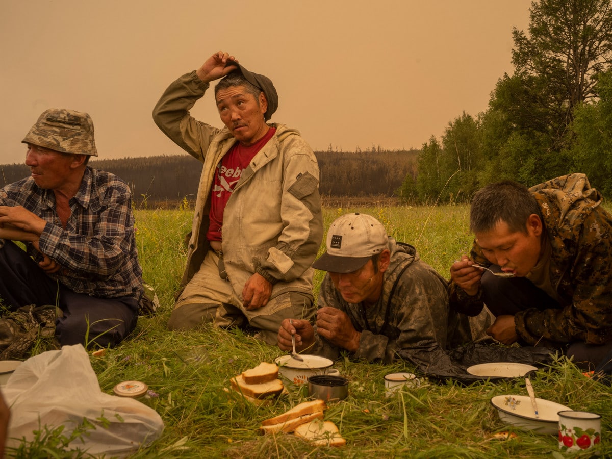 Автор фоторепортажа о лесных пожарах в Якутии стала победителем World Press Photo-2022
