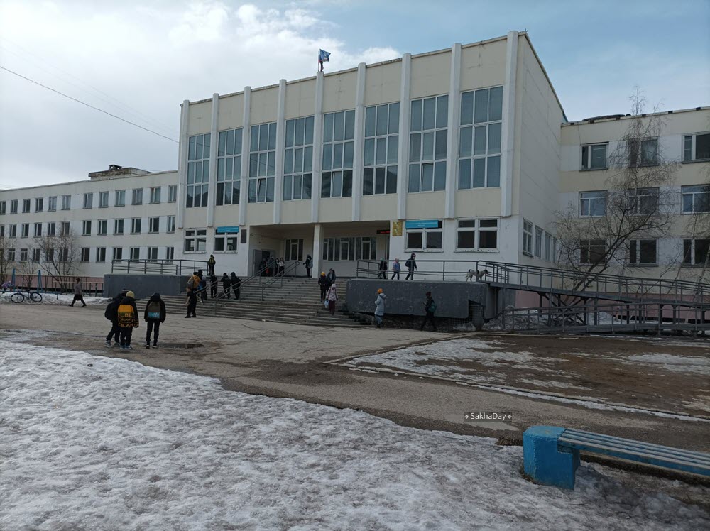 Школа Якутска переходит на дистанционный формат обучения в связи с предстоящим ремонтом