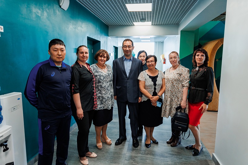 ЯТЭК и фонд «Новый дом» успешно завершили реновацию школы в п.Кысыл-Сыр