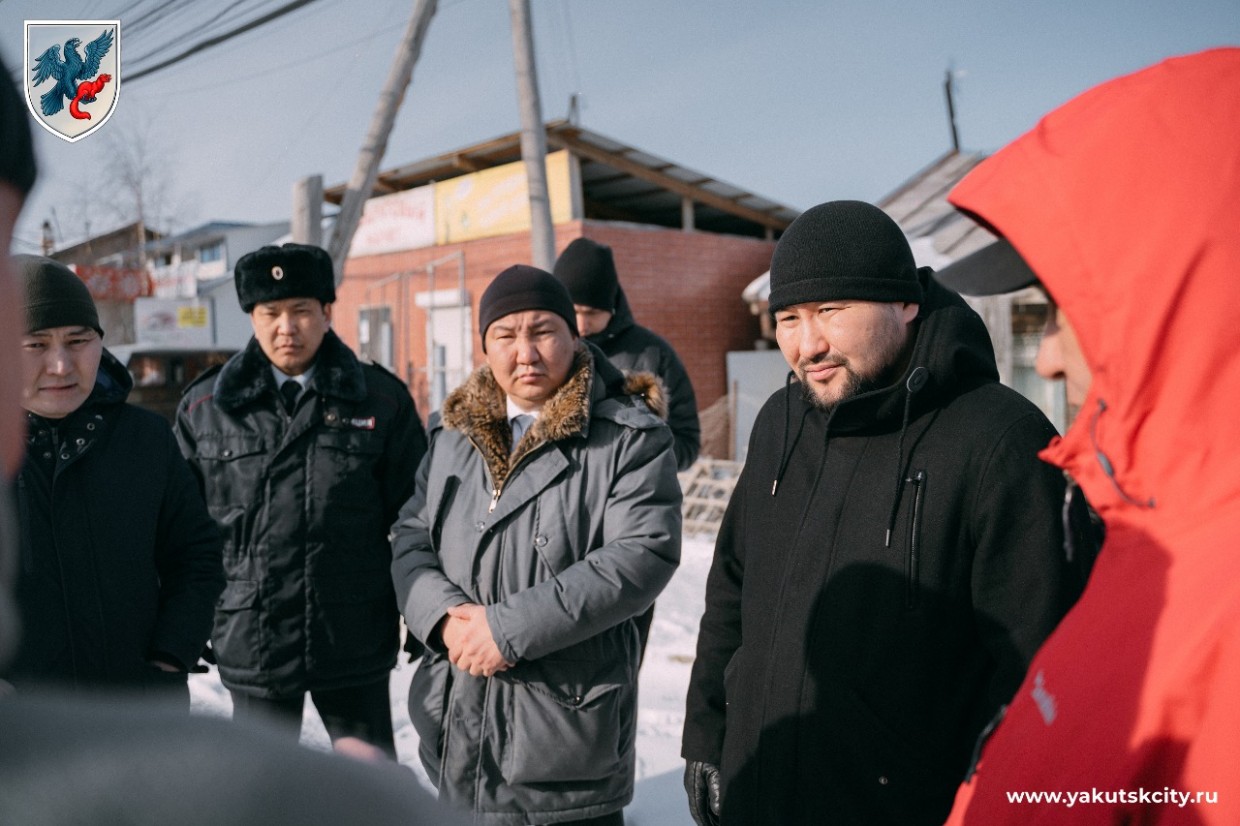 Евгений Григорьев проверил темпы строительства канализационного коллектора № 3 в Якутске