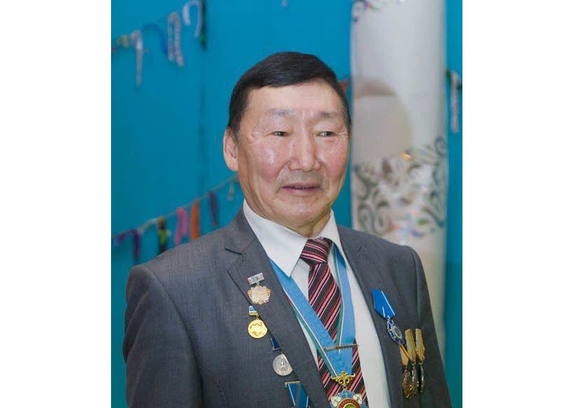 Знатный дояр Якутии Владимир Михайлов стал Героем Труда России