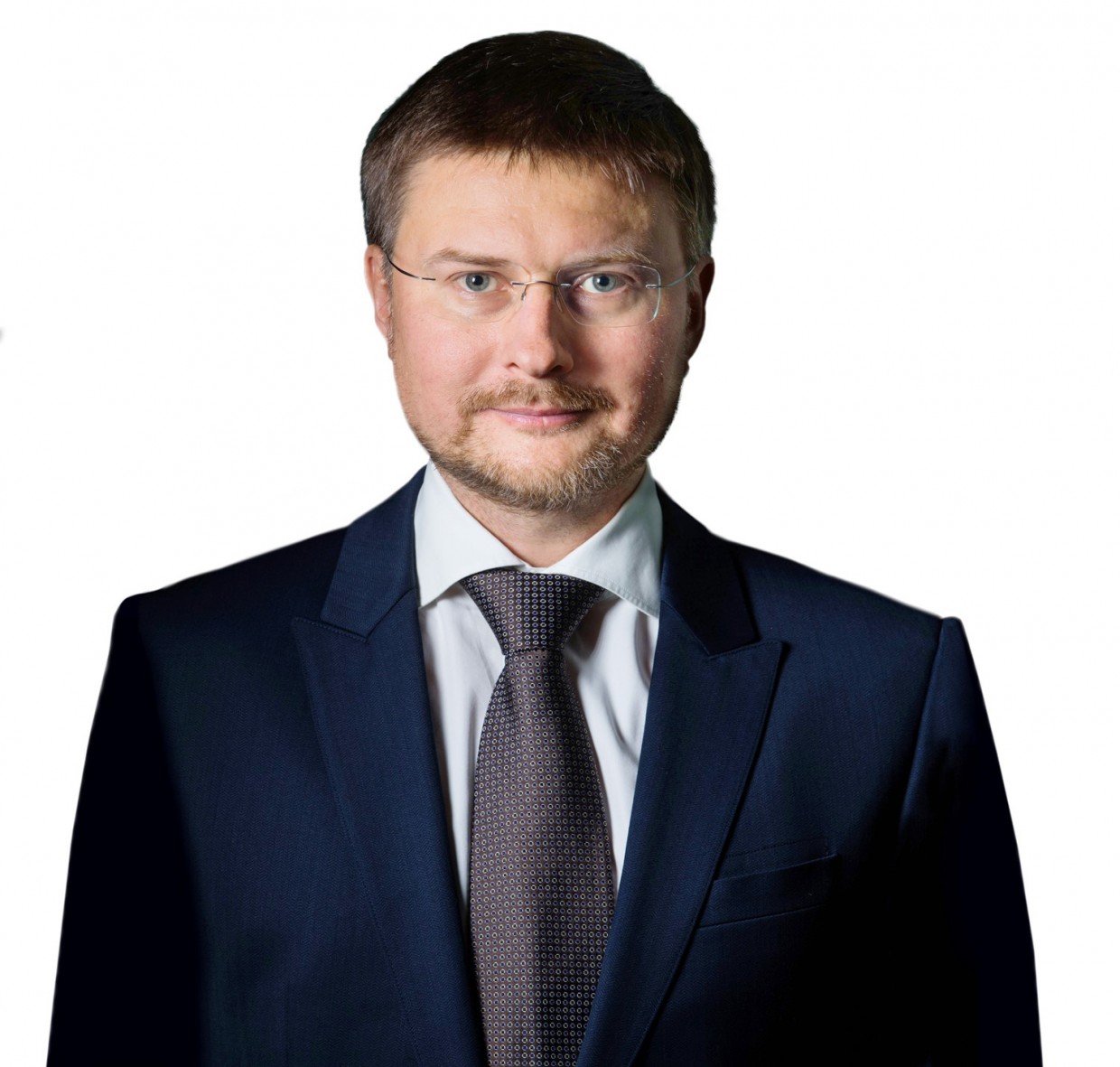 Гендиректор АЛРОСА Сергей Иванов поздравляет с праздником Весны и Труда!