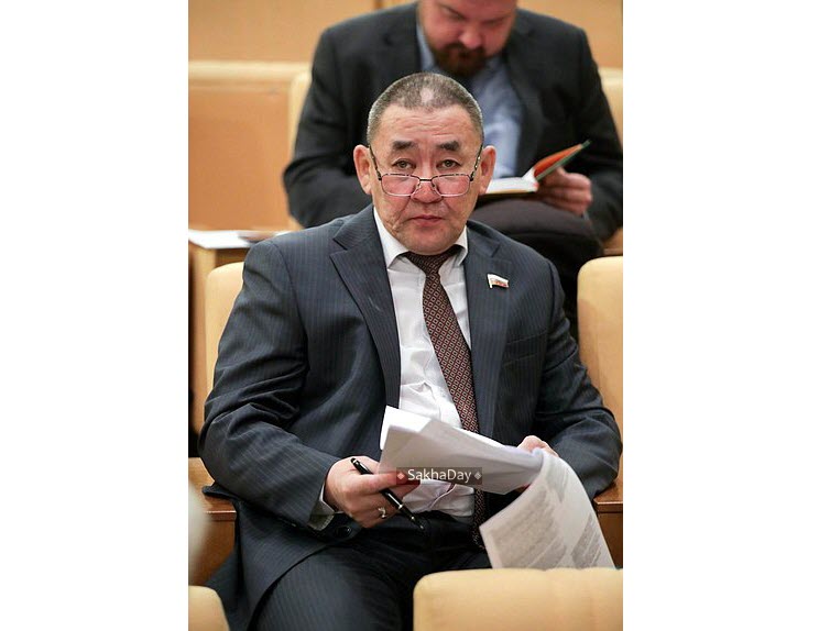 Петр Аммосов: "Под "благим" видом борьбы с бутлегерами на самом деле путают население"