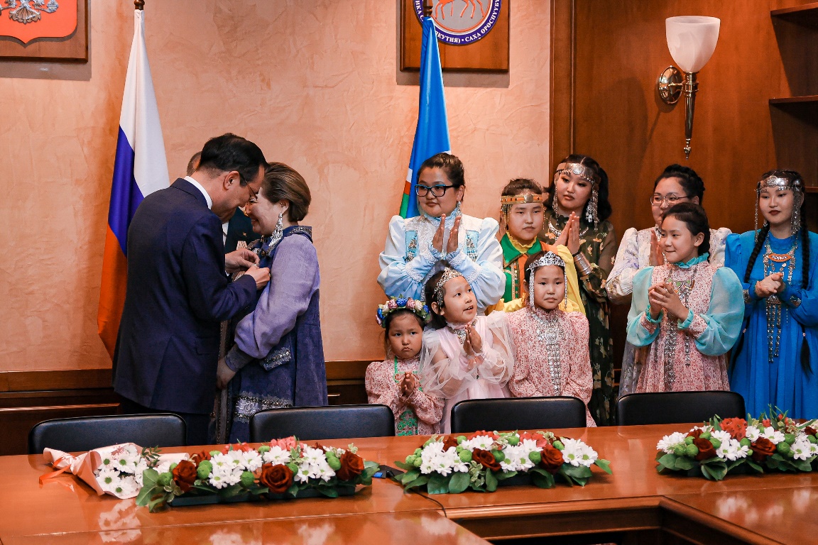 Семье из Якутии вручили орден «Родительской славы»