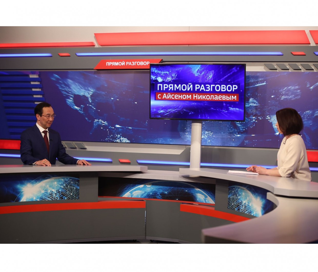 Айсен Николаев: в село Хоринцы Олёкминского района вылетает группа взрывников на вертолёте