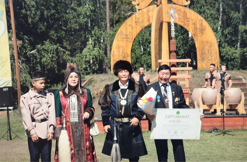 В Сунтарском улусе празднуют главный летний праздник Ысыах