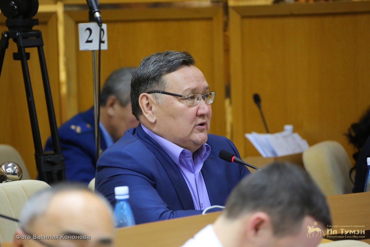 Виктор Федоров о новом регламенте Ил Тумэна: спикеру передана излишняя власть