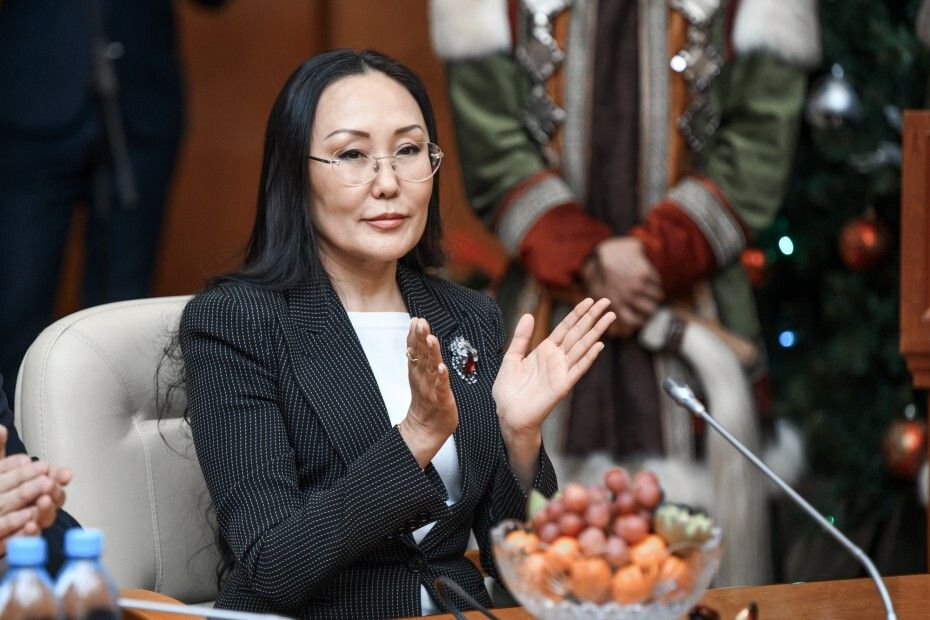 Политолог Минченко о супруге главы Якутии: типичная представительница кластера независимых