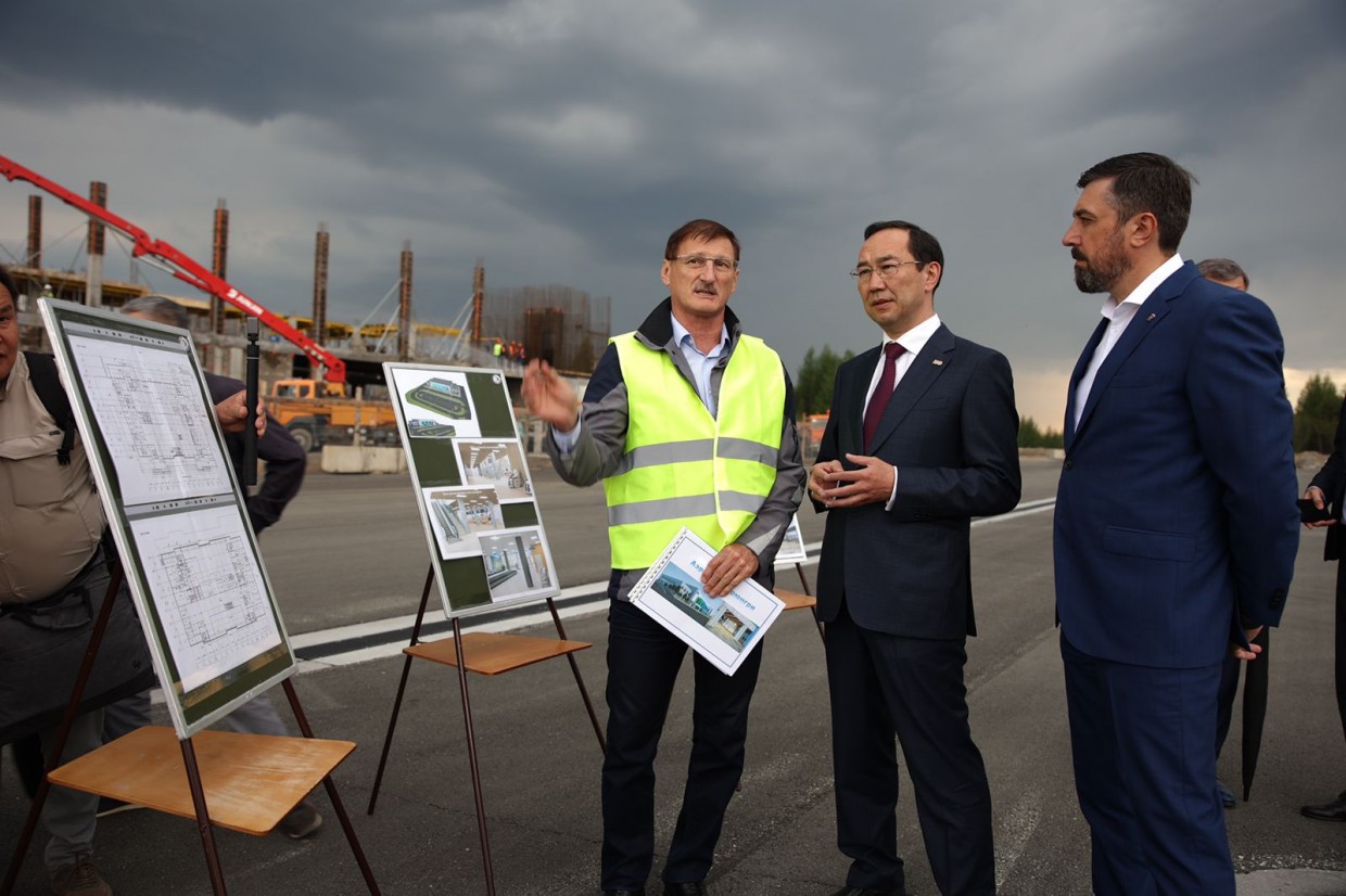 Глава Якутии поручил завершить строительство аэропорта "Чульман" в ноябре текущего года