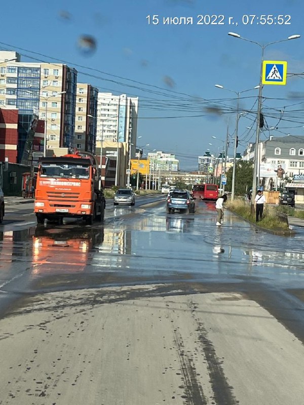 С улиц Якутска откачивают дождевые воды