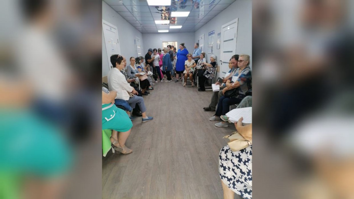 Мобильный десант онкологов направил из Олекминского района 16 жителей на допобследование в Якутск