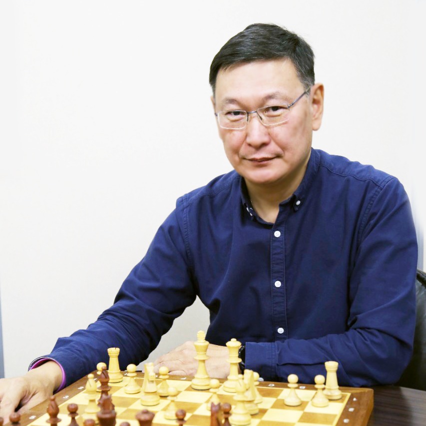 Владимир Егоров поздравляет с Международным днем шахмат!