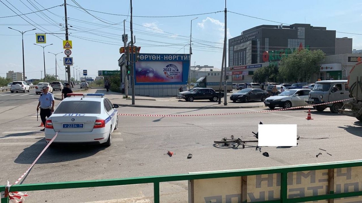 13-летний  велосипедист  погиб в результате ДТП в Якутске (видео)