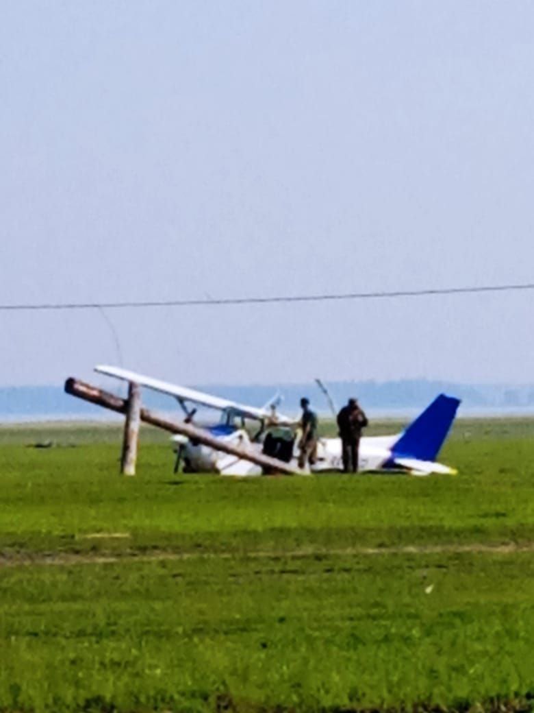 В Якутии частный самолет совершил жесткую посадку