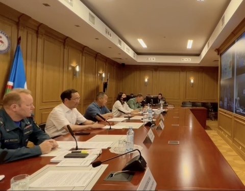 Глава Якутии: пожар в Арылахе удалось остановить