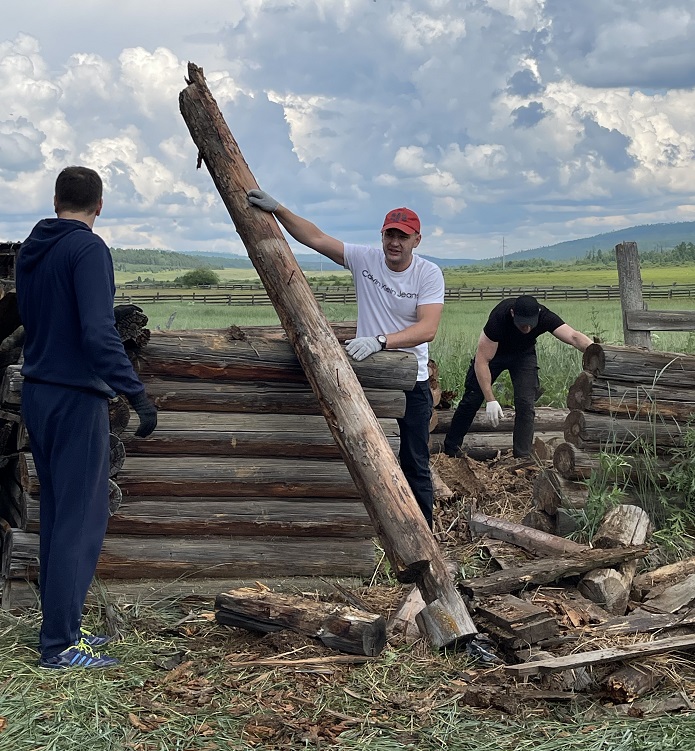 Сбер принял участие в волонтерской акции в селе Косая Cтепь