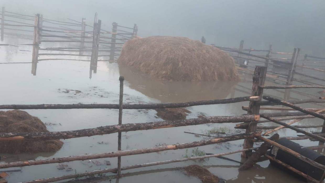 Фермеры Верхоянского улуса опасаются разорения после разрушительного паводка