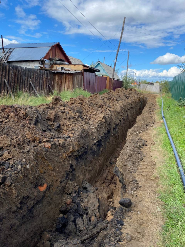 В микрорайоне Марха города Якутска продолжаются работы по прокладке сетей газораспределения