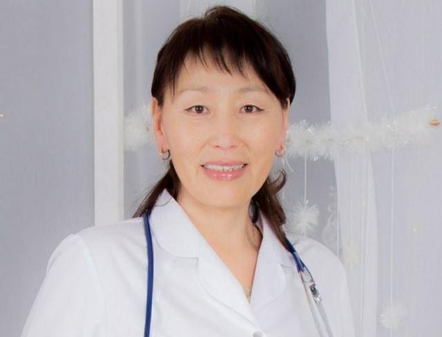 «Не пей горячий чай на холоде!» Диетолог о зимнем питании