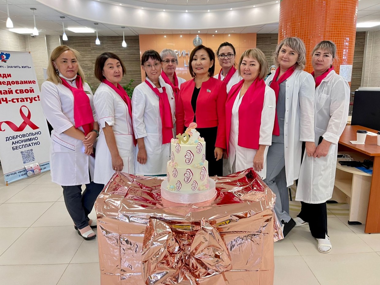 Алена Атласова поздравила мам, которые готовятся стать мамами детей столетия