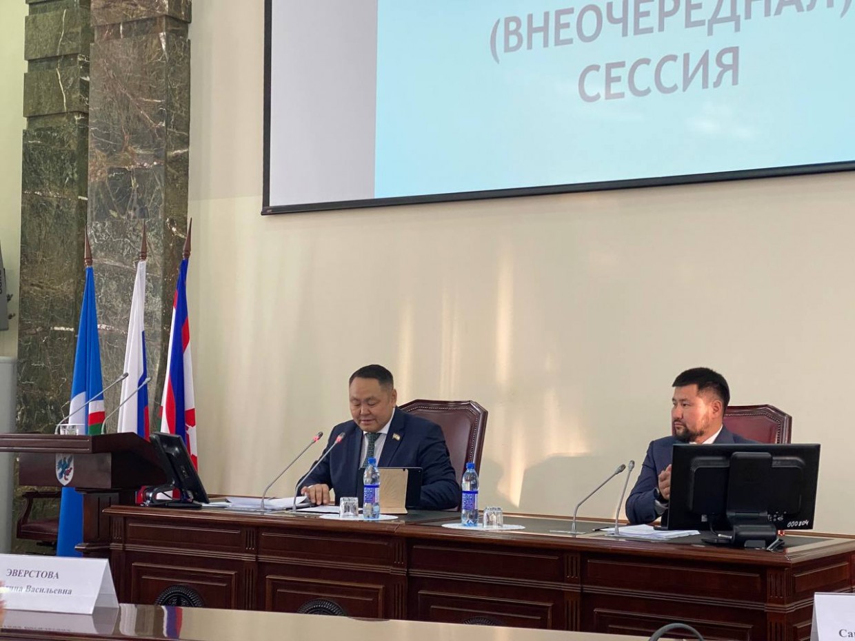 Депутаты Якутской гордумы внесли изменения в бюджет (видео)