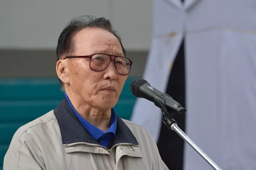 Крупному алмазу присвоено имя Андрея Васильевича Кривошапкина