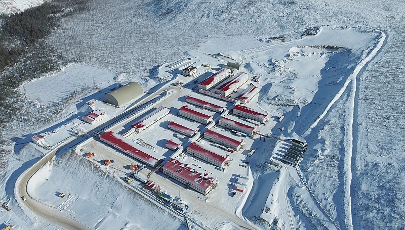 Рудник Гросс построил новые общежитие и административный офис в вахтовом поселке в Якутии