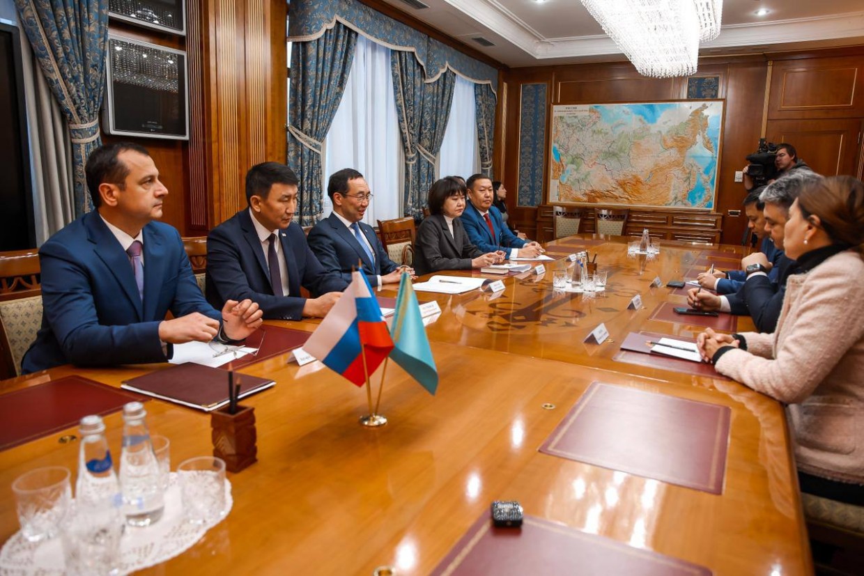 Якутия и Казахстан готовы сотрудничать в области инноваций и промышленности