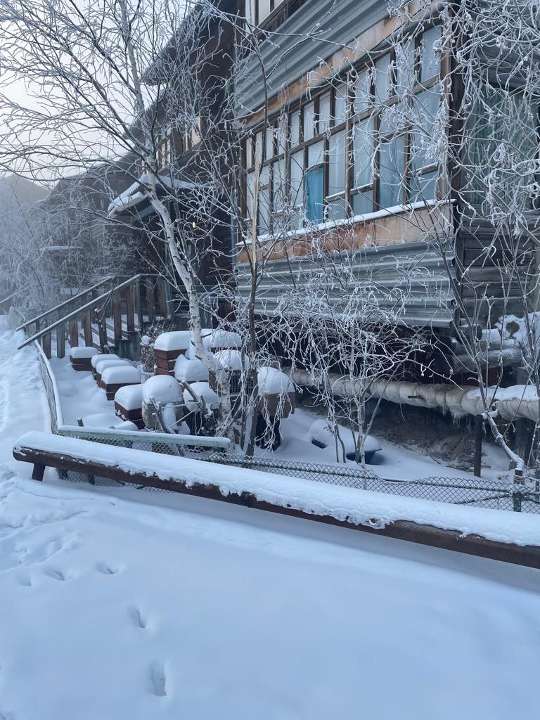 «Сидя дома, заболела бронхопневмонией!» Пенсионерка замерзает на Очиченко