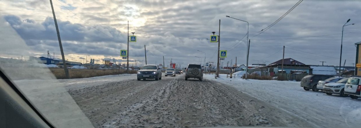 Жительница Якутска мэрии: прошу добавить в маршрут «борьбы» с «пупырышками» Хатынг-Юряхское шоссе