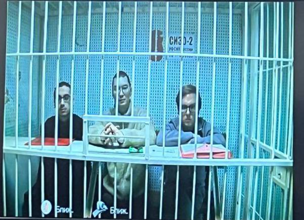 Суд продлил арест бывшему главреду Tatler Ариану Романовскому