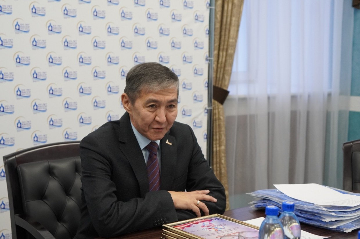 Анатолий Кырджагасов рассказал об успехах якутских легкоатлетов