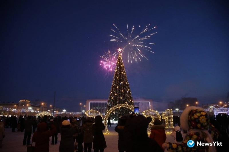 Традиционного фейерверка на площади Ленина в новогоднюю ночь не будет