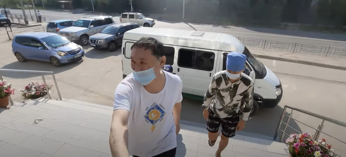 Адвокат якутского шамана: Александру Габышеву не выдавали новые пуховик и зимние кроссовки