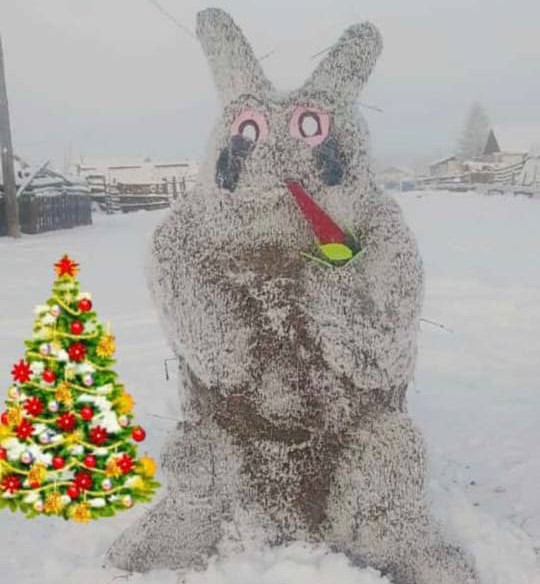 Якутянка пошла по стопам Боппосова и вылепила огромного зайца из навоза