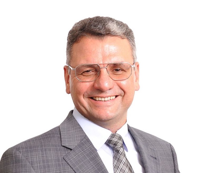 Гаврил Парахин поздравляет якутян с наступающим Новым Годом