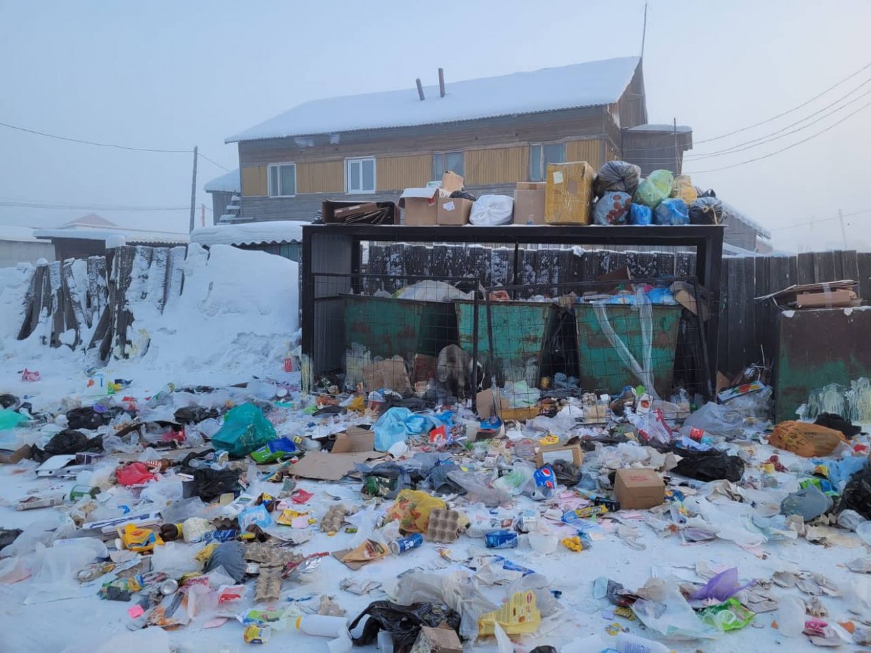 Прокуратура провела проверку по информации в тгк SakhaDay о скоплении мусора в Амге