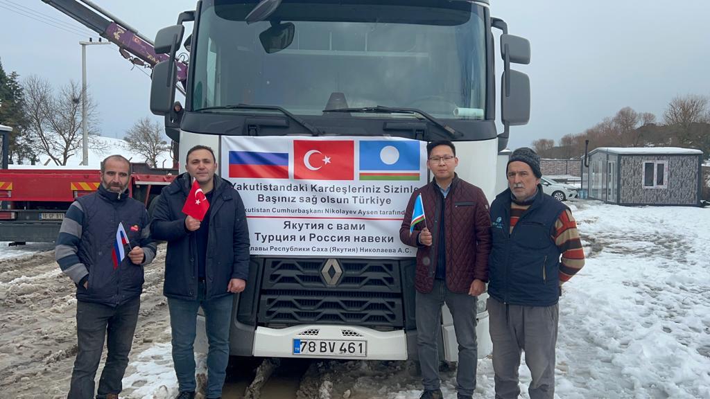 Пострадавшим от землетрясения в Турции от имени Ил Дархана подарили теплые вагончики