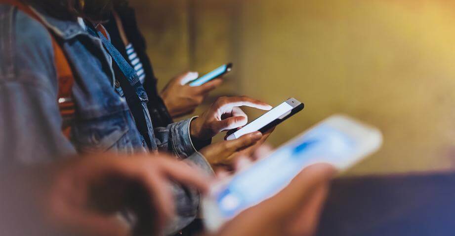 Жители Усть-Алданского и Чурапинского улусов смогут экономить на связи до 40 процентов