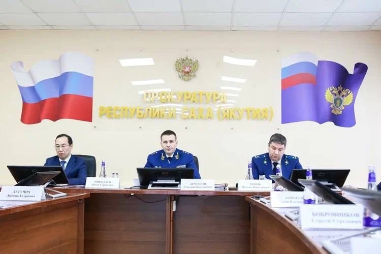 ЗамГенпрокурора Дмитрий Демешин обозначил проблему дальнейшего восстановления жилищных прав граждан и аварийности на объектах ЖКХ