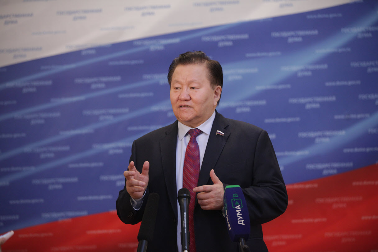 Федот Тумусов: Мы должны развиваться, чтобы победить