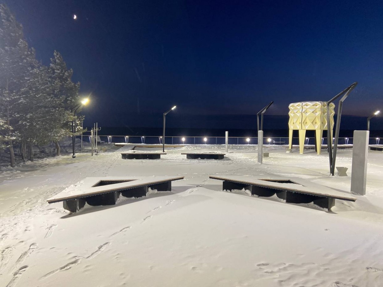 Возбуждено уголовное дело о превышении должностных полномочий при благоустройстве набережной в Нюрбе