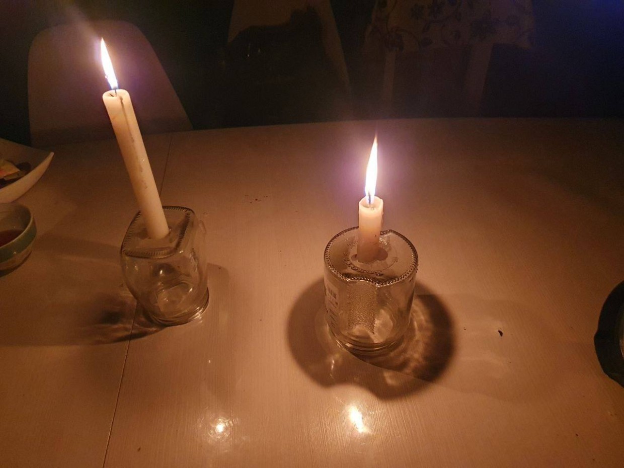 "Свет дают по графику по часу, потом отключают на 2 часа". Около 10 тыс. жителей Якутии испытывают перебои с подачей электроэнергии