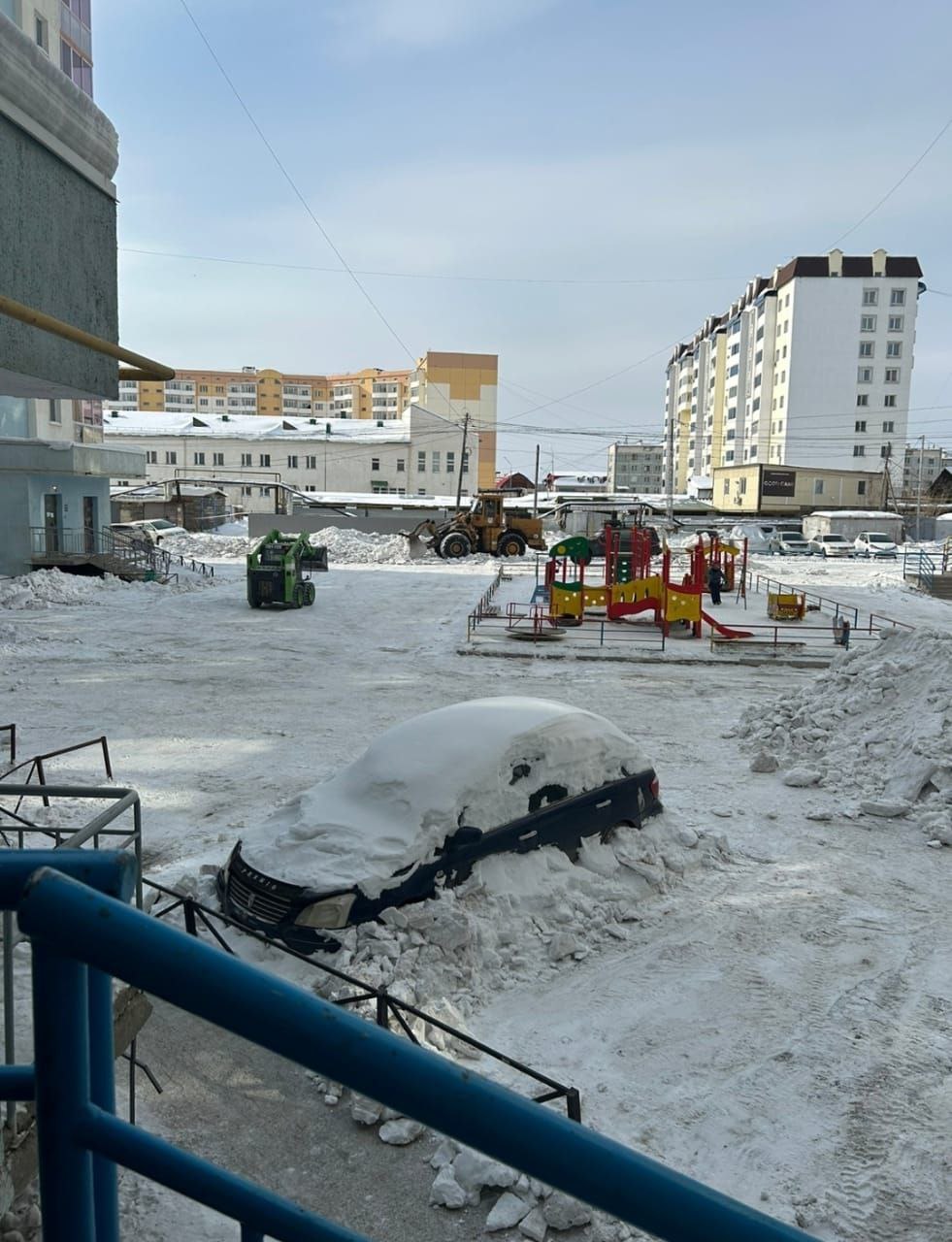 Мэрия: столько снега за зиму в Якутске не выпадало за всю историю наблюдений