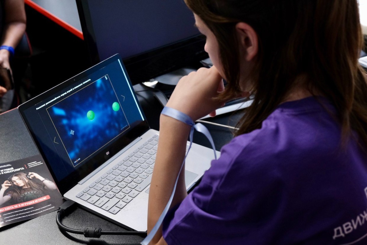 Более 500 якутских школьников бесплатно изучают программирование в «Синергии»