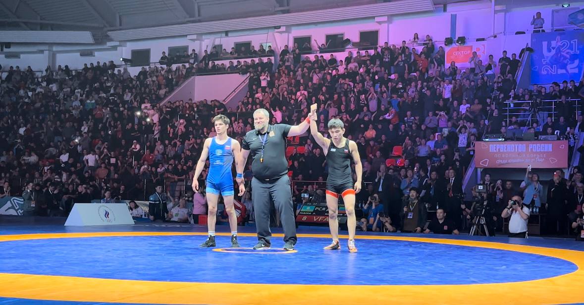 Якутянин Лев Павлов - чемпион первенства России среди юниоров!