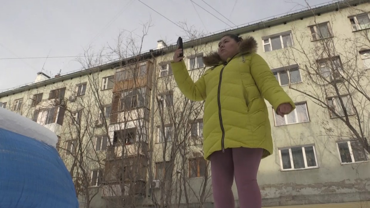 Няня из Якутска, обвиненная в истязании детей, дала интервью федеральному каналу