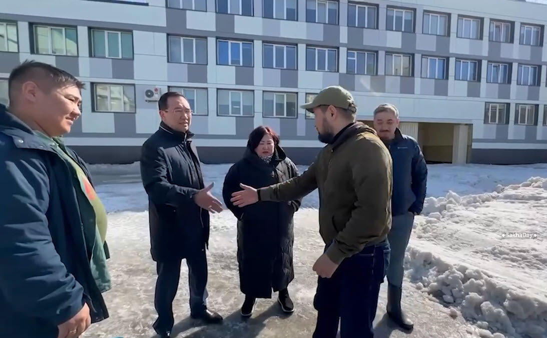 «Женя, не надо меня обманывать!». Глава Якутии уличил мэрию в обмане