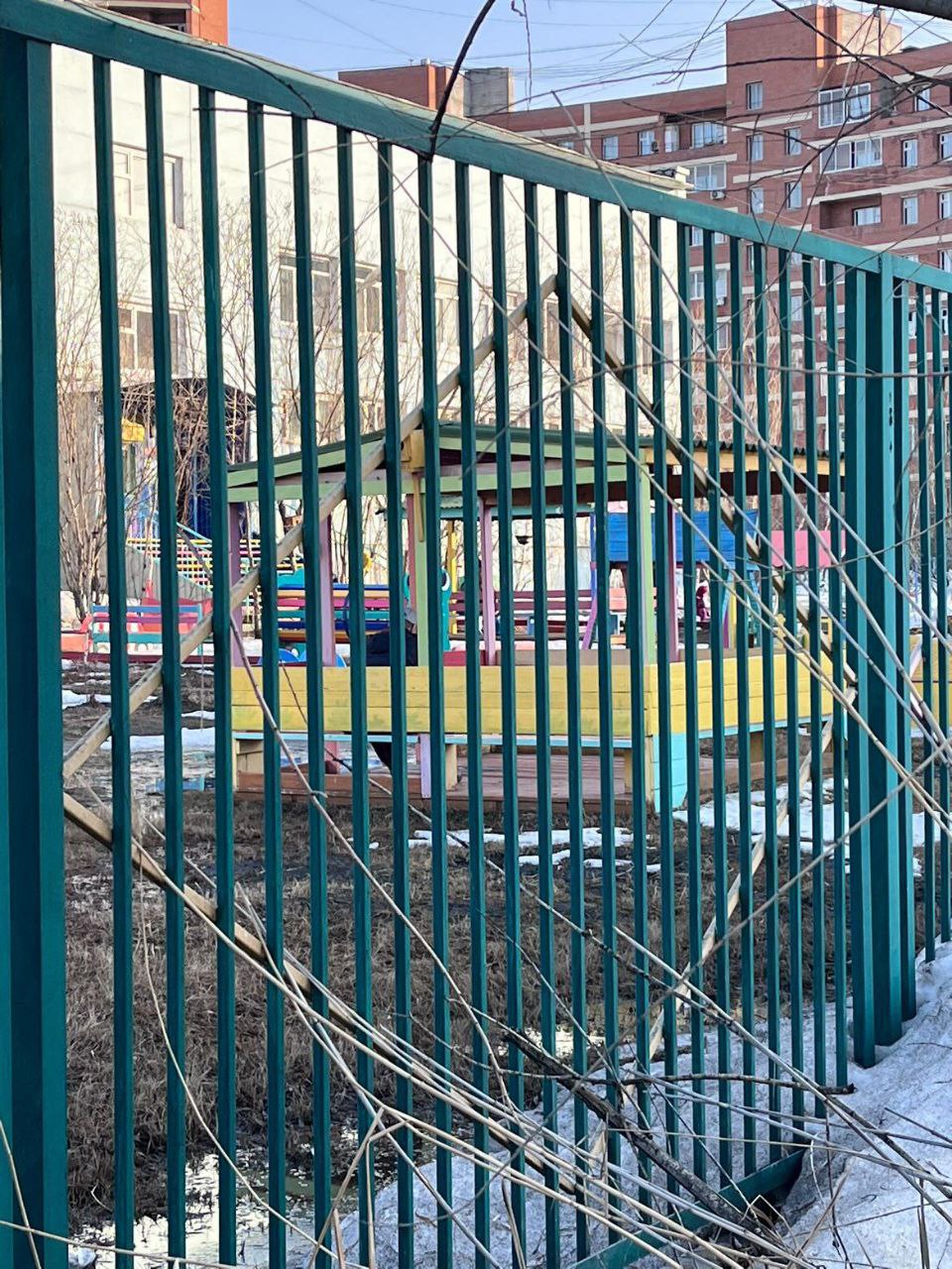 В Якутске бдительная гражданка назвала «возможным педофилом» работника, пришедшего откачивать воду в детсаду